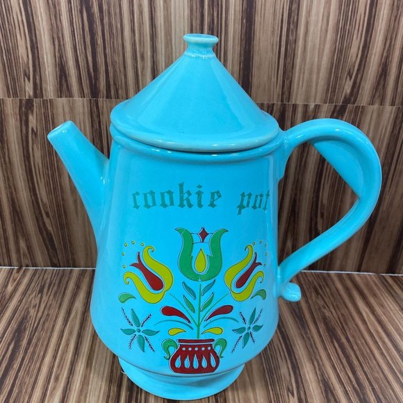 Vintage Turquoise McCoy Cookie Pot, Cookie Jar - Picture 2 of 13